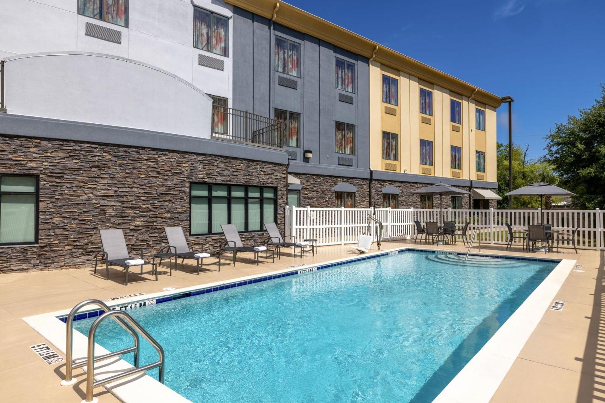 Fairfield Inn & Suites By Marriott Fort Walton Beach Hurlburt Area Esterno foto